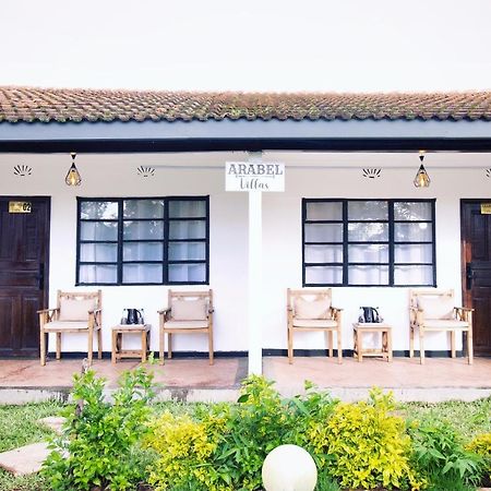 Arabel'S Place Riverside Villas ナニュキ エクステリア 写真