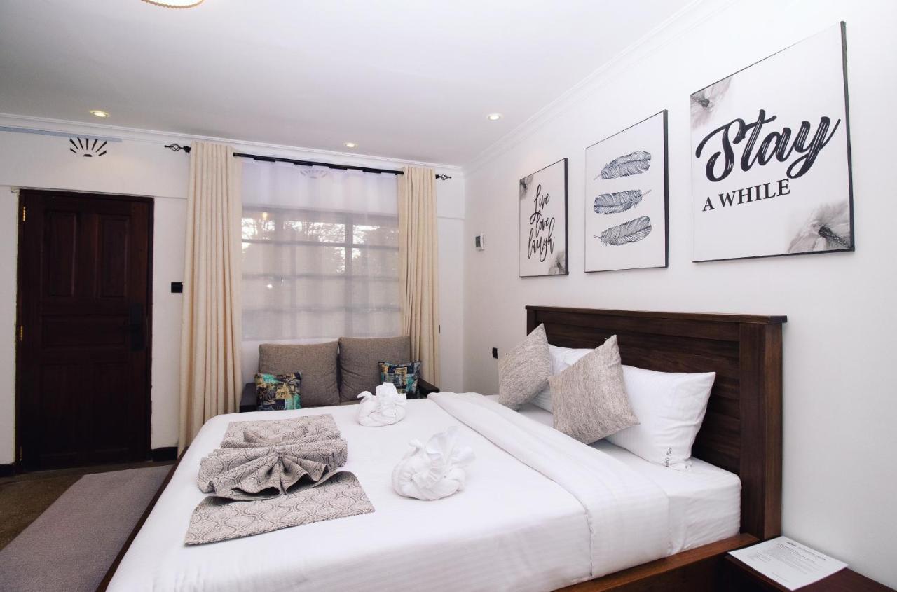 Arabel'S Place Riverside Villas ナニュキ エクステリア 写真